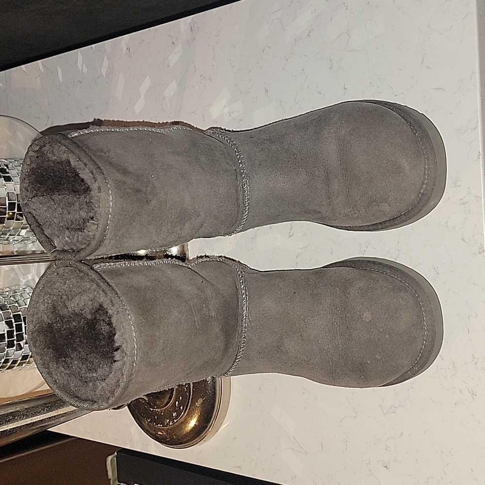 UGG Gray Shearling Boots size usa 7 - Picture 7 of 13